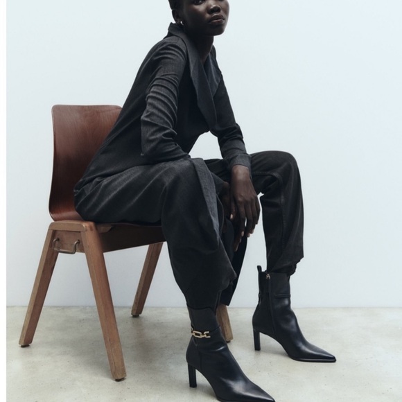 Zara NWT Genuine Leather Ankle boots with Gold chain link. - Picture 2 of 9